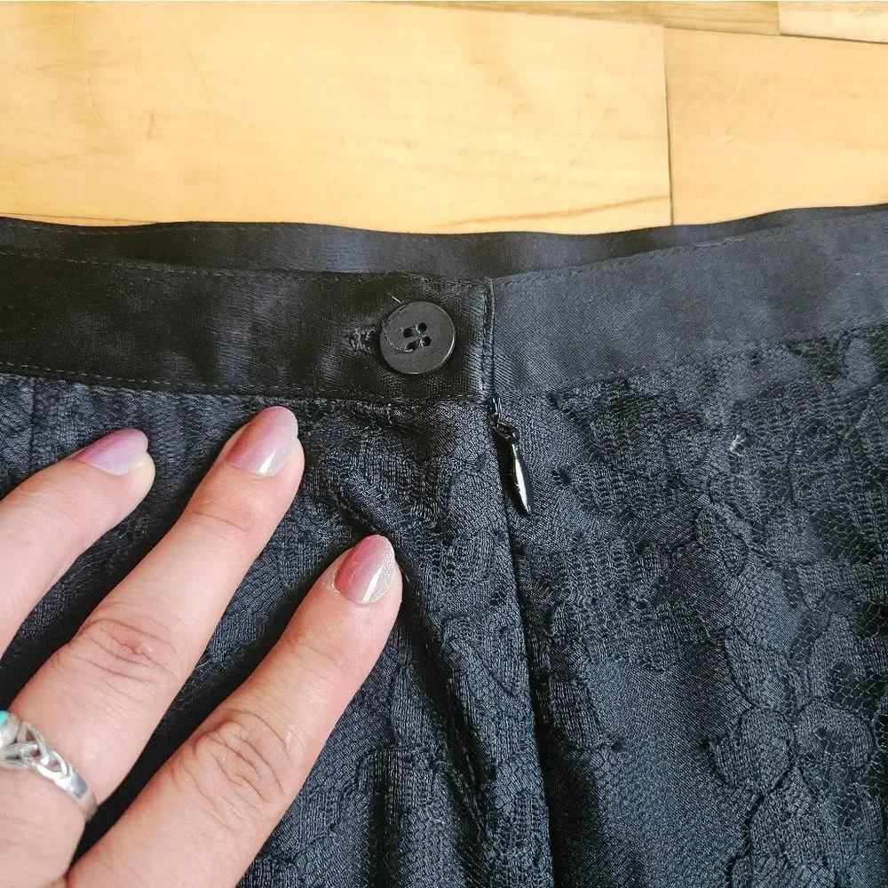 Vinatge BCBCMaxazria Black Lace Skirt